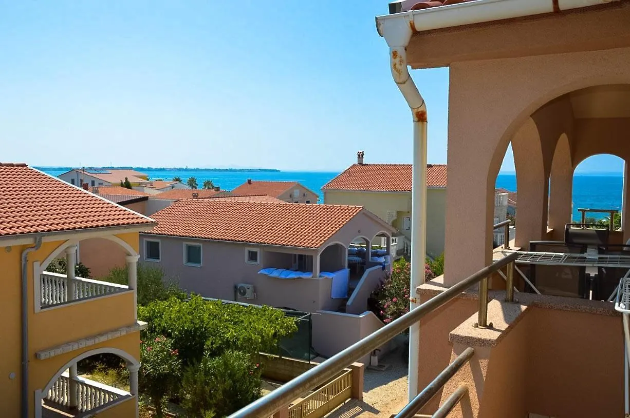 Villa Dobra Holiday Apartments Vir
